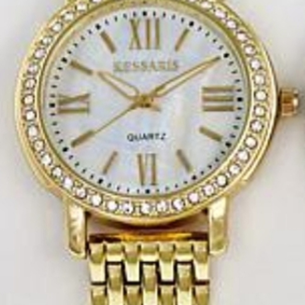 💝SOLD💝Kessaris Goldtone Bracelet Watch